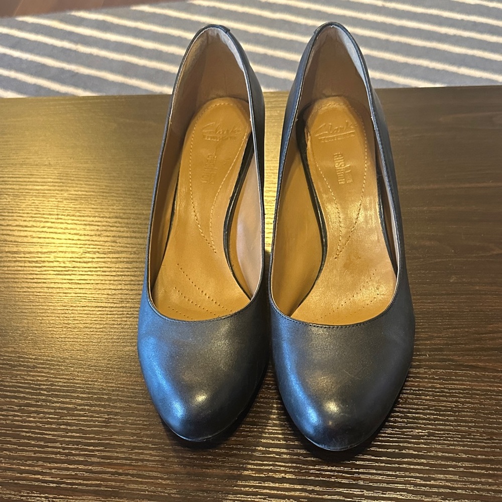 Clark's Classic Black Leather Pumps